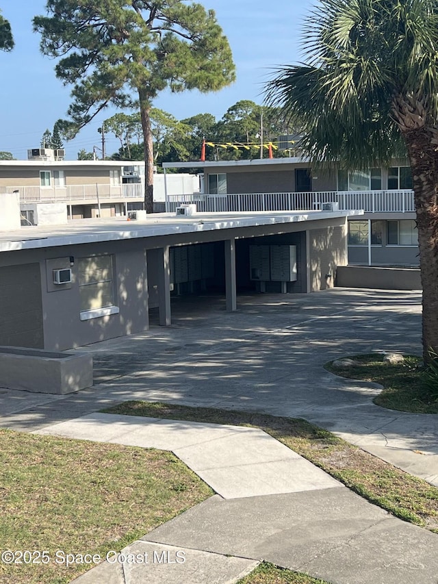 800 N Fiske Blvd Unit 613, Cocoa, FL 32922 - view of front of home featuring driveway
