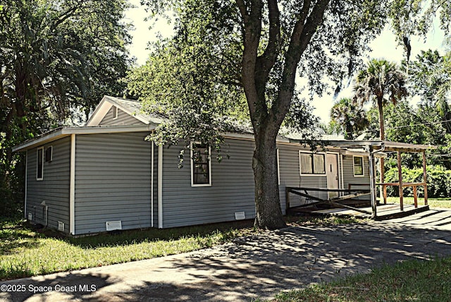 2508 Palmetto Dr, Cocoa, FL 32926 - view of side of home