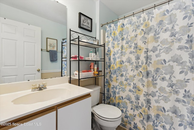149 Hawthorne Ln NE, Palm Bay, FL 32907 - full bathroom with vanity and a shower with curtain