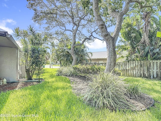 3090 Rio Pino S, Indialantic, FL 32903 - view of yard