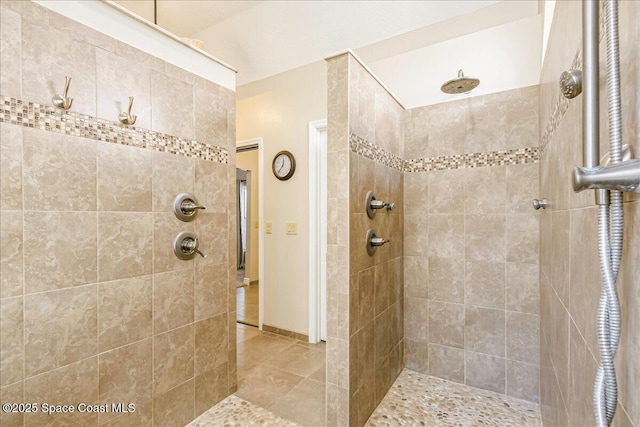 970 Pelican Ln, Rockledge, FL 32955 - full bathroom with a tile shower