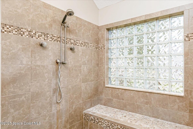 970 Pelican Ln, Rockledge, FL 32955 - full bathroom featuring a tile shower