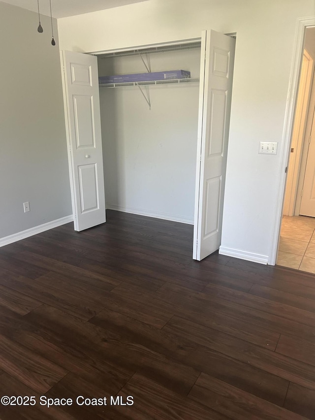 537 6th St, Vero Beach, FL 32962 - view of closet