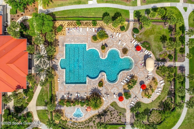 2690 Camberly Cir, Melbourne, FL 32940 - bird's eye view of a pool