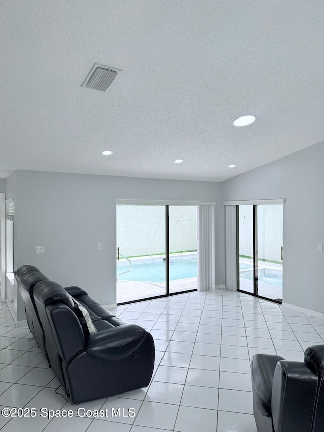 597 Pine Forest Ct, Melbourne, FL 32940 - photo 4