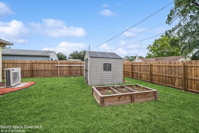 183 Frante Ave NE, Palm Bay, FL 32907 - fenced backyard featuring a shed and a garden