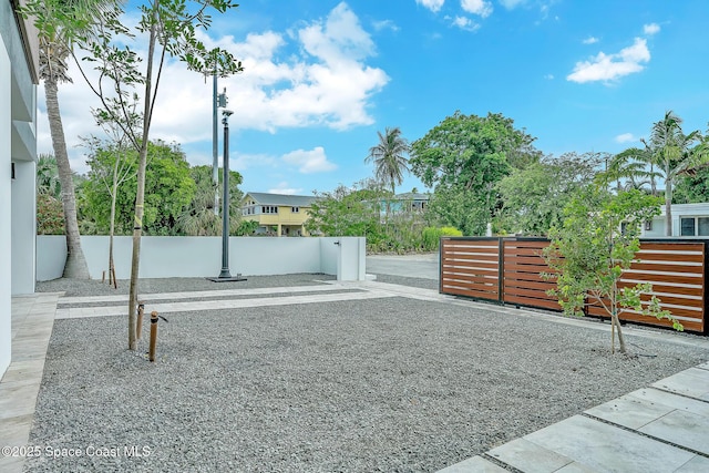 16 Seaside Ave, Key Largo, FL 33037