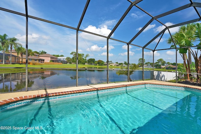 401 Stonehenge Cir, Rockledge, FL 32955 - swimming pool featuring a water view and glass enclosure