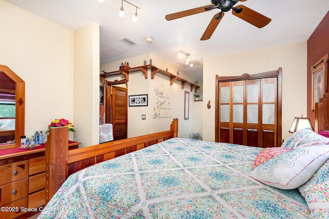 3717 SW Bayfield St, Cocoa, FL 32926 - bedroom featuring a ceiling fan