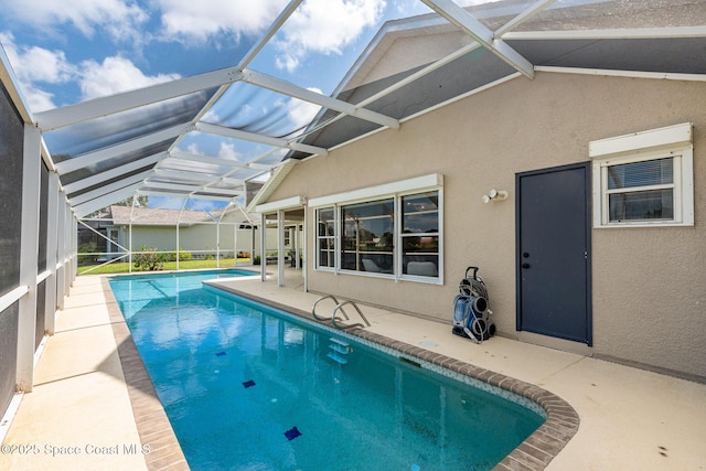 1471 Cypress Trace Dr, Melbourne, FL 32940 - outdoor pool with a patio area and a lanai