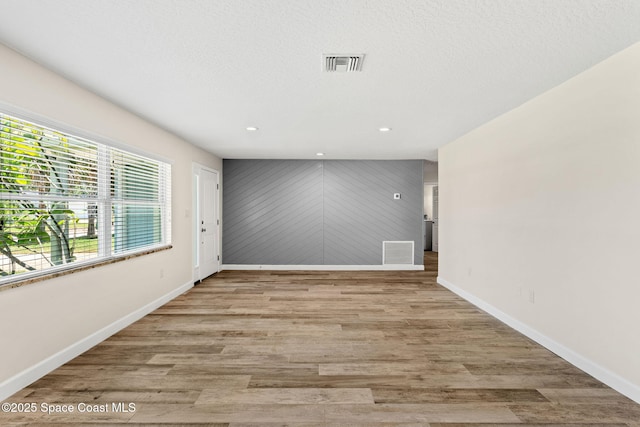 215 S Robert Way, Satellite Beach, FL 32937 - photo 6