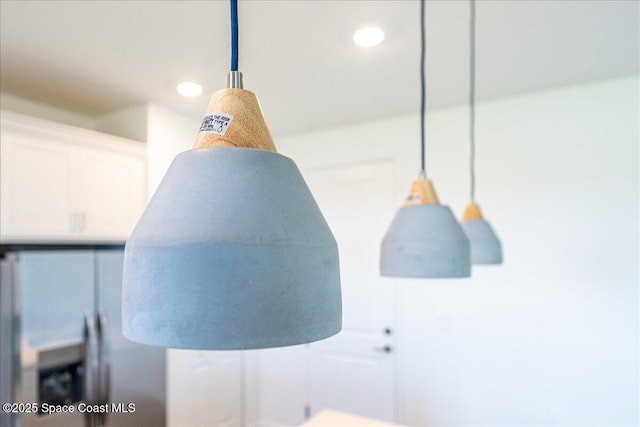 3538 Angler Dr, Ft Pierce, FL 34947 - detailed view of recessed lighting