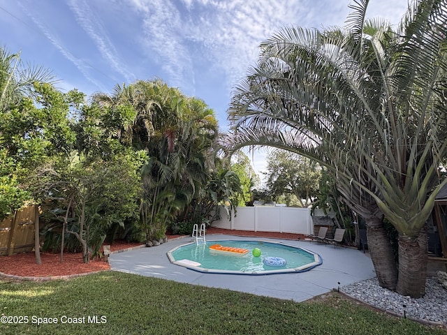 6860 Cairo Rd, Cocoa, FL 32927 - view of pool featuring a fenced backyard