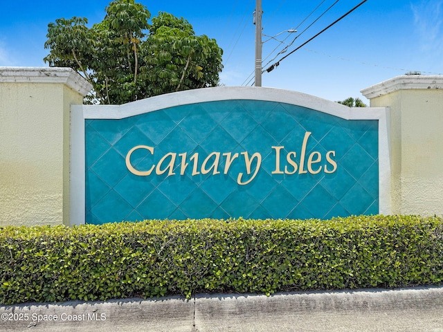 2604 Canary Isles Dr, Melbourne, FL 32901 - view of community sign