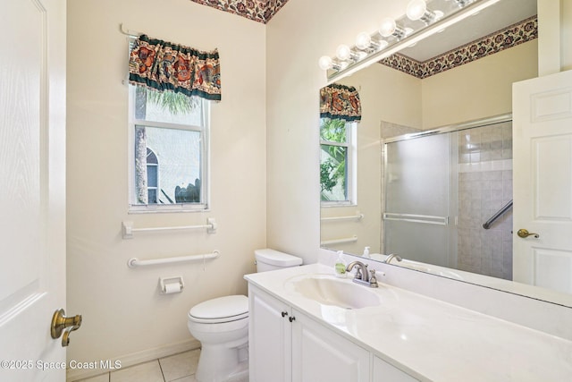 1526 Cypress Trace Dr, Melbourne, FL 32940 - bathroom featuring plenty of natural light, tiled shower, vanity, and tile patterned floors