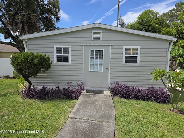 356 Fuller St SE, Palm Bay, FL 32909 - view of bungalow-style house