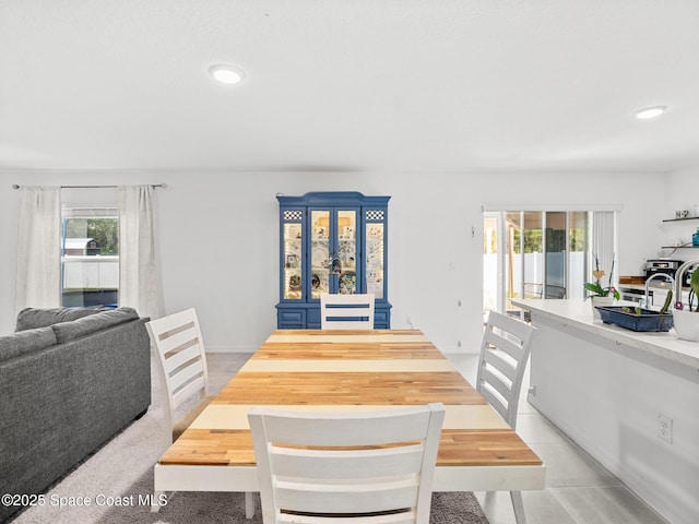 2926 Tishman Rd SE, Palm Bay, FL 32909 - dining room featuring recessed lighting