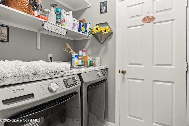 758 Carriage Lake Way, Vero Beach, FL 32968 - laundry room with independent washer and dryer