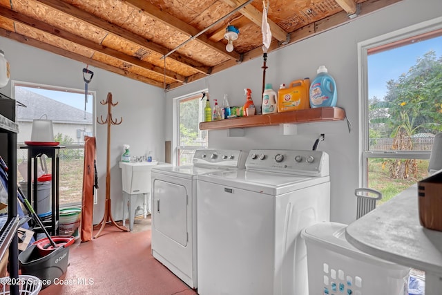 905 Spring St NW, Palm Bay, FL 32907 - washroom featuring washer and dryer