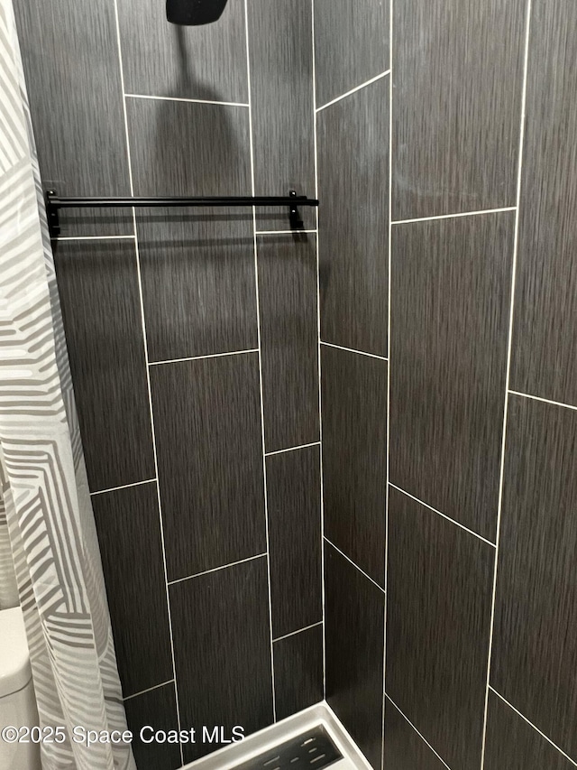 5600 N Banana River Blvd Unit 38, Cocoa Beach, FL 32931 - bathroom view of a tile shower