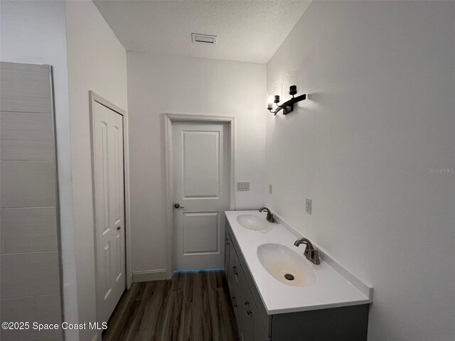 2498 Mitchell Ave, Mims, FL 32754 - photo 19
