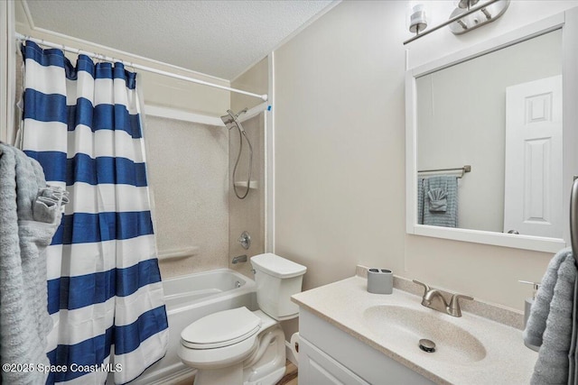 513 Ronnie Dr, Indian Harbour Beach, FL 32937 - bathroom with shower / bathtub combination with curtain, vanity, and a textured ceiling