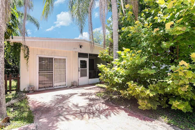 139 Bossieux Blvd, Melbourne, FL 32904 - photo 1