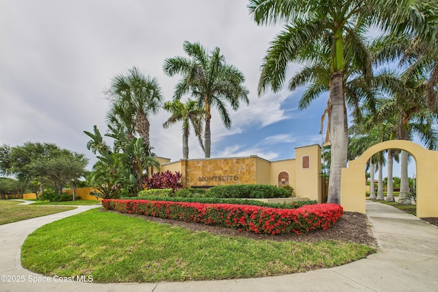 152 Clemente Dr, Satellite Beach, FL 32937 - community / neighborhood sign with a yard