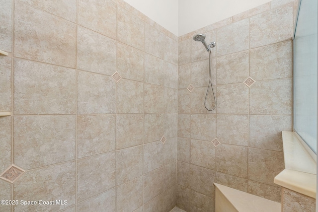 172 Whaler Dr, Melbourne Beach, FL 32951 - full bath featuring tiled shower
