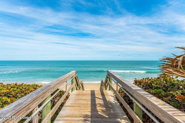 172 Whaler Dr, Melbourne Beach, FL 32951 - surrounding community with view of water and beach