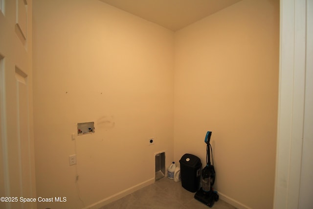 947 Remington Green Dr SE, Palm Bay, FL 32909 - laundry room featuring electric dryer hookup and hookup for a washing machine