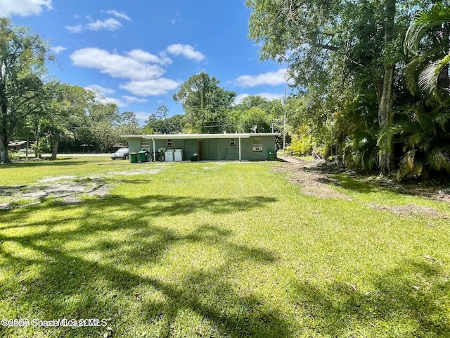 316 Bay Ave, Cocoa, FL 32922 - view of green lawn