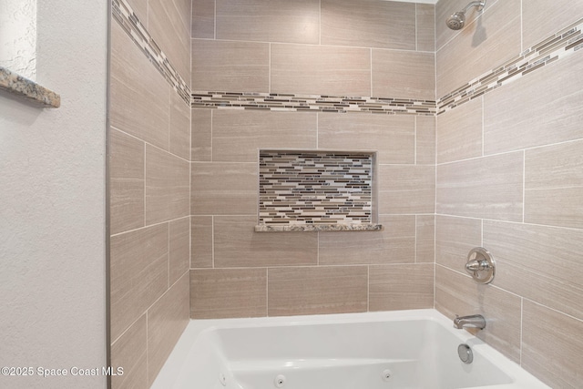 1036 Greenleaf Ct, Rockledge, FL 32955 - full bath featuring a combined bath / shower with jetted tub