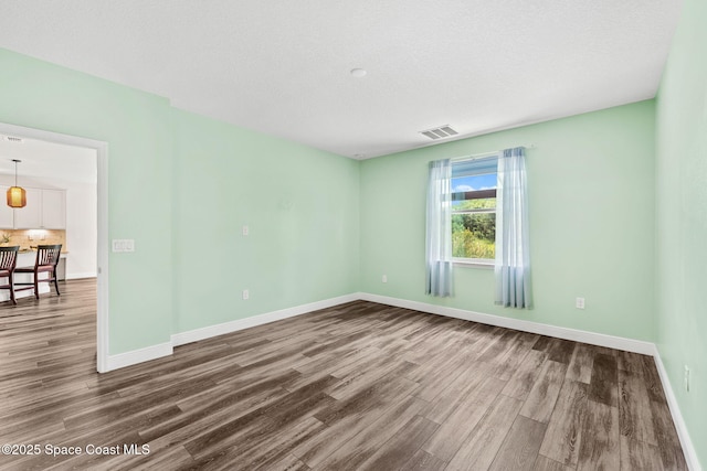 8306 Laguna Cir, Micco, FL 32976 - photo 20