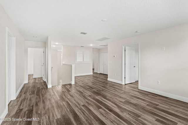 8306 Laguna Cir, Micco, FL 32976 - photo 31
