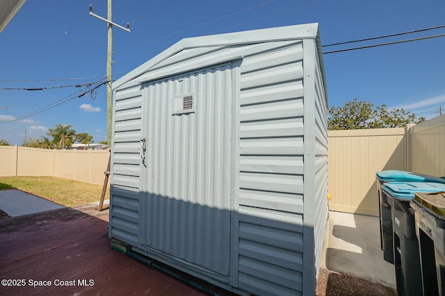 858 Bianca Dr NE, Palm Bay, FL 32905 - view of shed with a fenced backyard