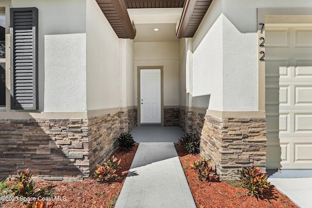 1049 Towhlen St SE, Palm Bay, FL 32909 - entrance to property featuring stone siding and stucco siding