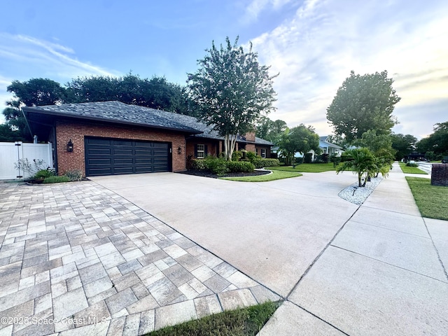 572 Lake Ashley Cir, Melbourne, FL 32904 - photo 2