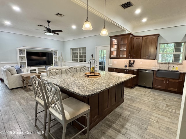 572 Lake Ashley Cir, Melbourne, FL 32904 - photo 3