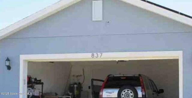 837 Cambridge Dr, Winter Haven, FL 33881 - view of garage
