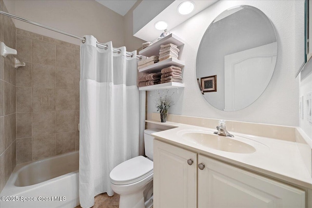 3616 Peninsula Cir, Melbourne, FL 32940 - full bathroom with vanity and shower / bath combo with shower curtain