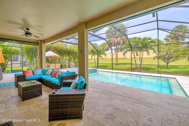 5337 Indigo Crossing Dr, Rockledge, FL 32955 - swimming pool featuring a patio, ceiling fan, outdoor lounge area, and a lanai