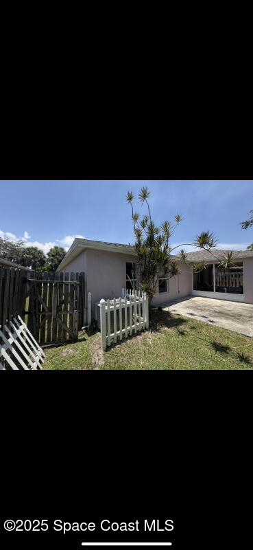 4094 Wilkes Dr, Melbourne, FL 32901 - view of front facade