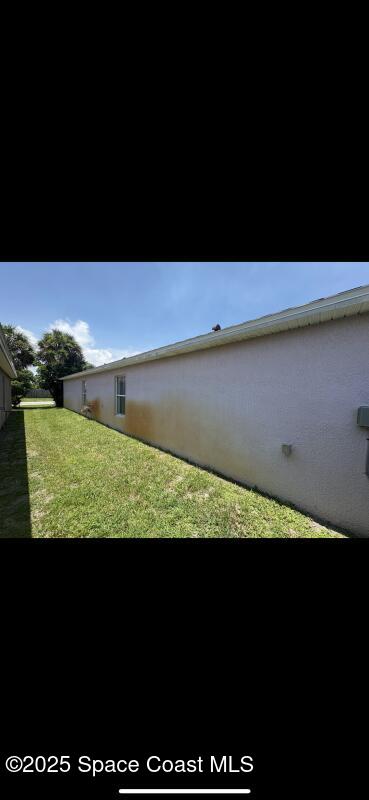 4094 Wilkes Dr, Melbourne, FL 32901 - view of yard