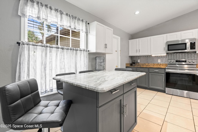 1381 Heitzman Ave SW, Palm Bay, FL 32908 - photo 3
