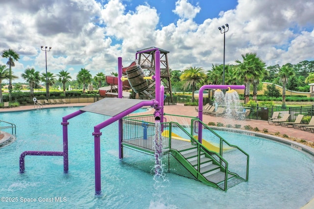 739 Fiddleleaf Cir, Melbourne, FL 32904 - community pool with a water play area
