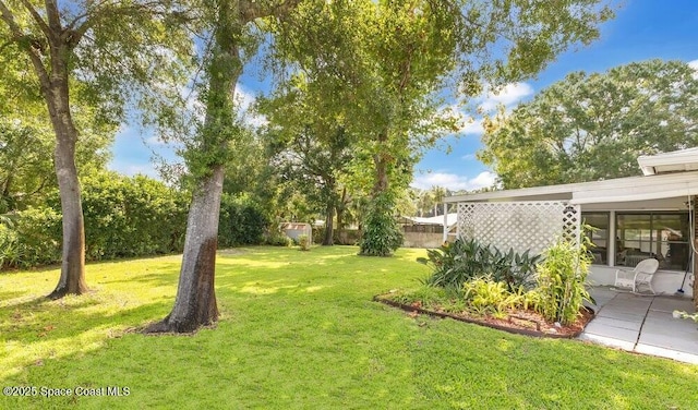 631 Dundee Cir, Melbourne, FL 32904 - view of grassy yard