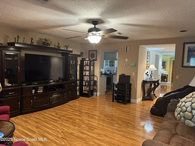833 Nevada Dr NE, Palm Bay, FL 32907 - photo 14