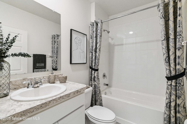 1669 Mineral Loop Dr NW, Palm Bay, FL 32907 - full bathroom featuring shower / tub combo with curtain and vanity