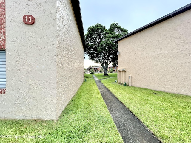 176 San Juan Cir, Melbourne, FL 32935 - view of green lawn